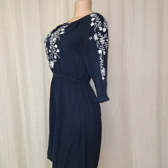 Talbots Dark Blue Dress with White Floral Embroidery Size Sp Made INDIA - Picture 9 of 14